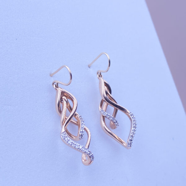 10k Interlocking Dangling Earrings