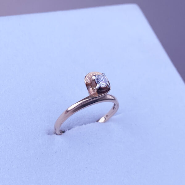 14k Diamond Wave Ring - Image 4