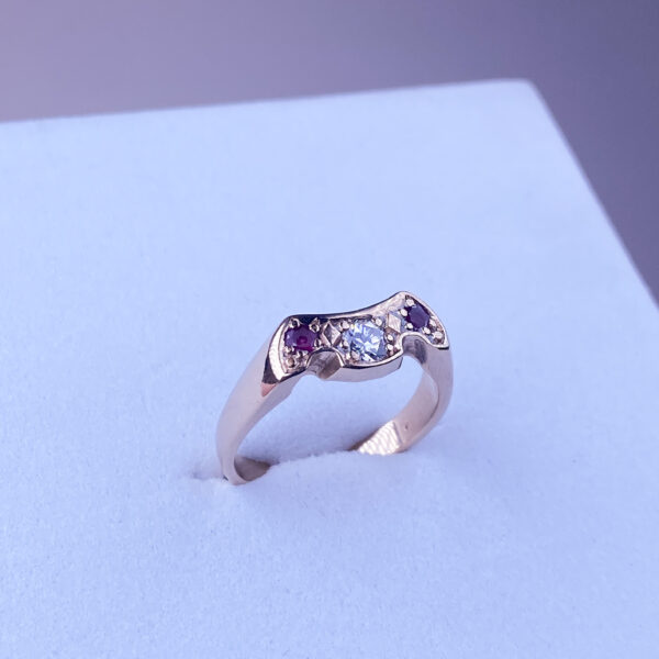 10k Ruby and Diamond Ring - Image 3